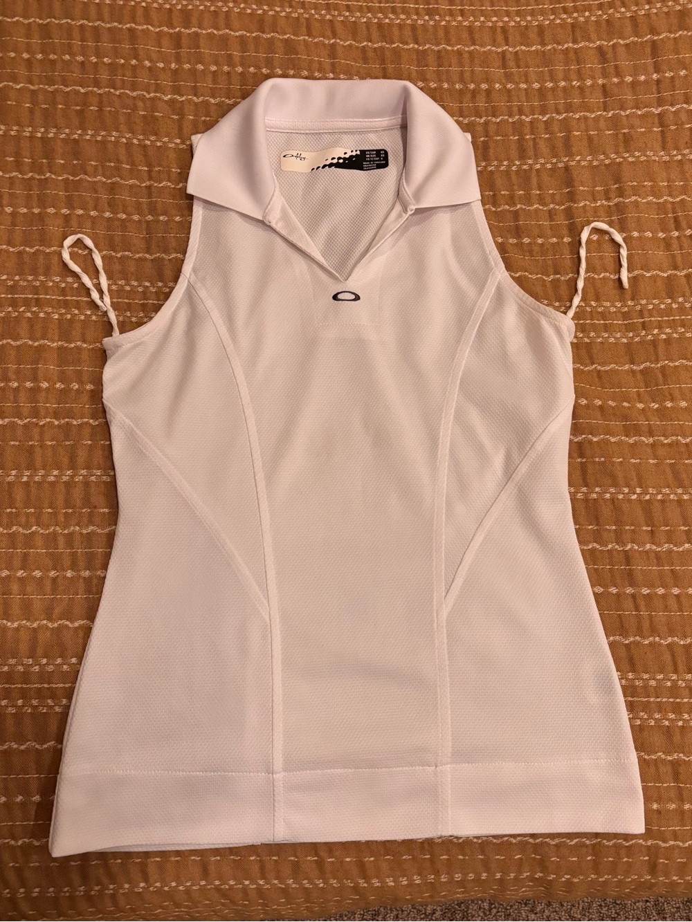 Oakley White Sleeveless Golf Tank with Logo